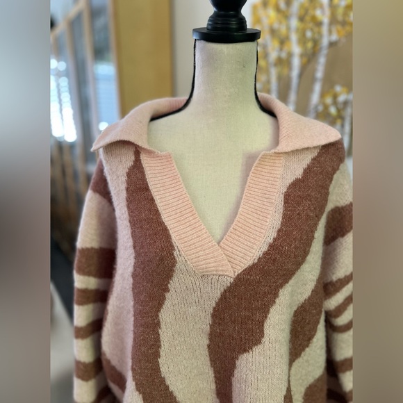Nine West - retro feeling animal print blush color sweater - Picture 2 of 10